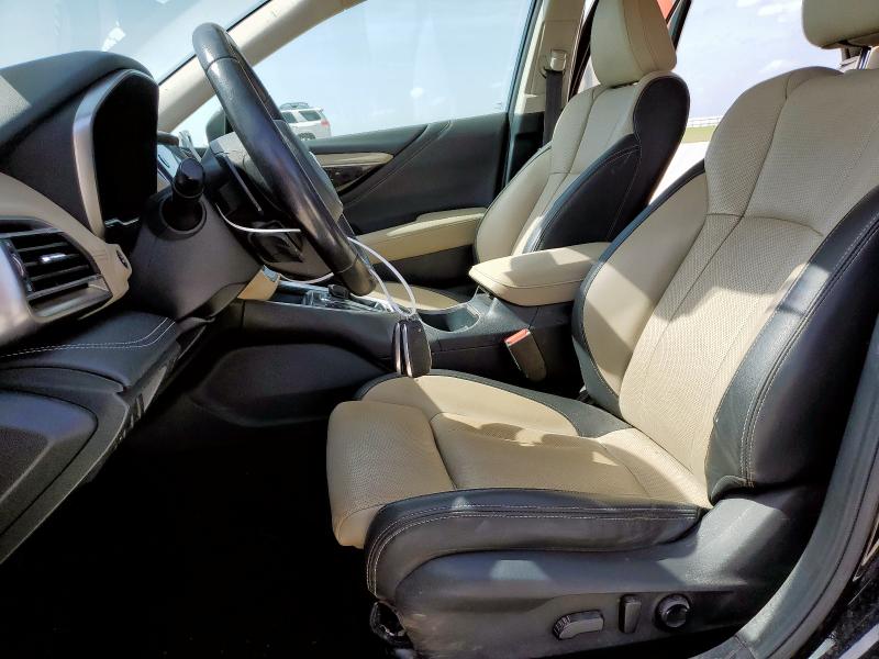  SUBARU OUTBACK 2022 Черный