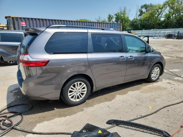  TOYOTA All Models 2017 Серый