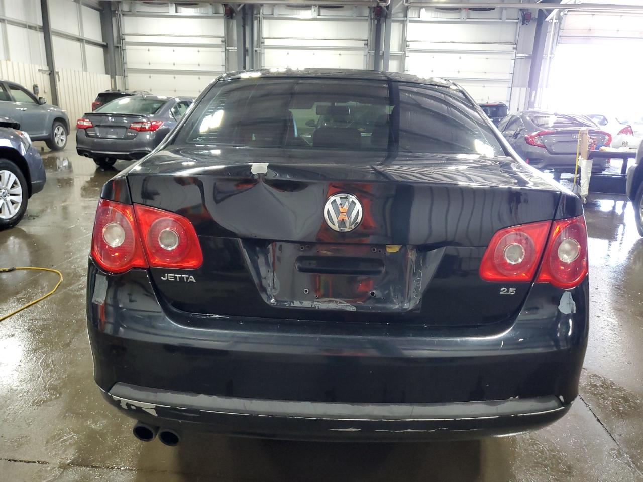 2007 Volkswagen Jetta 2.5 Option Package 1 VIN: 3VWSF71K97M048715 Lot: 64212935