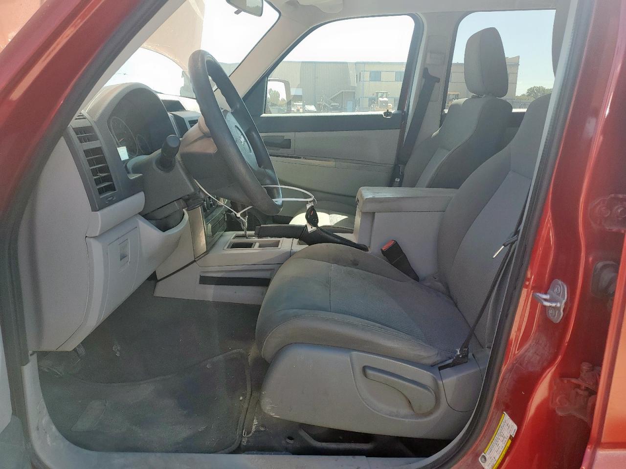 2008 Jeep Liberty Sport VIN: 1J8GP28K88W103583 Lot: 65743115