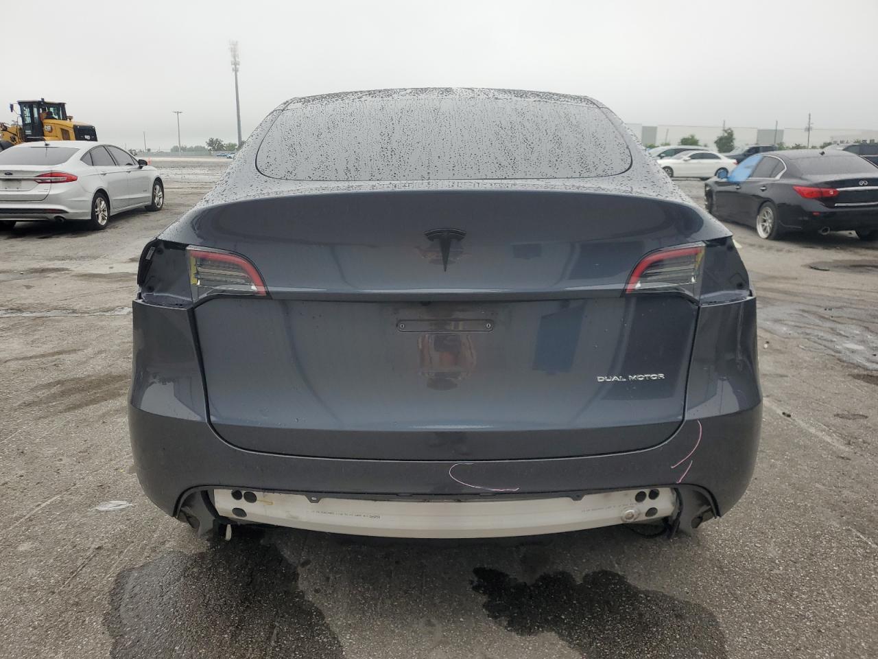 2023 Tesla Model Y VIN: 7SAYGDEE5PF627589 Lot: 64124605