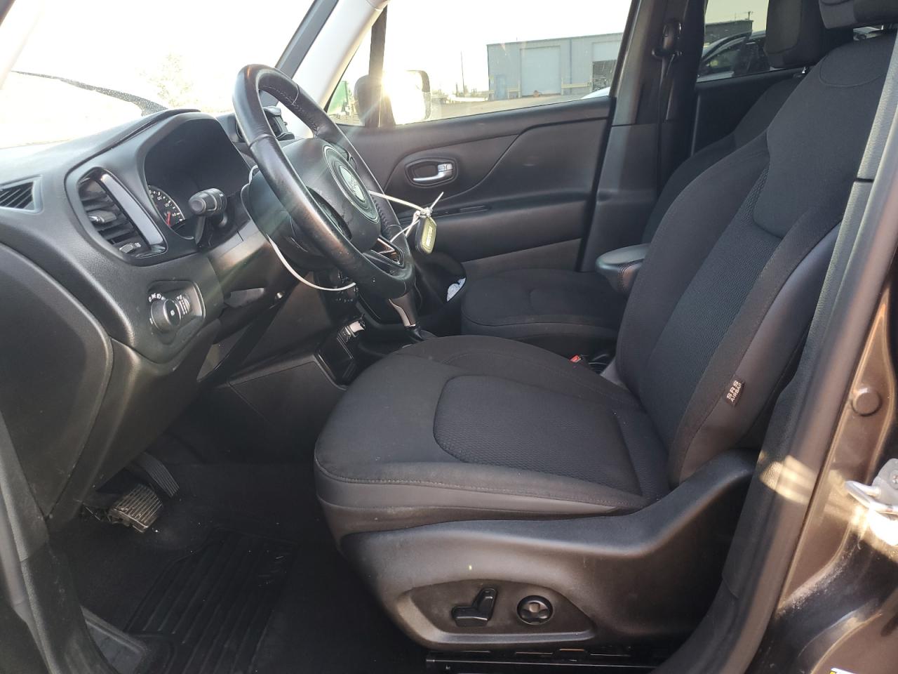2020 Jeep Renegade Latitude VIN: ZACNJABB8LPL12103 Lot: 65209955