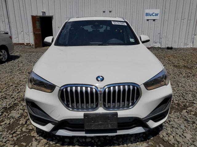  BMW X1 2021 Белы