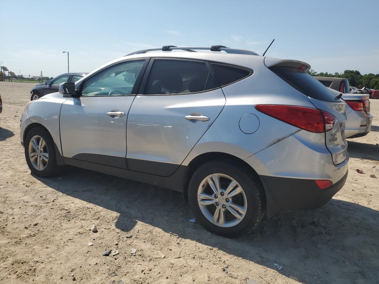 2013 Hyundai Tucson Gls silver suv gas KM8JUCACXDU618178 photo #3