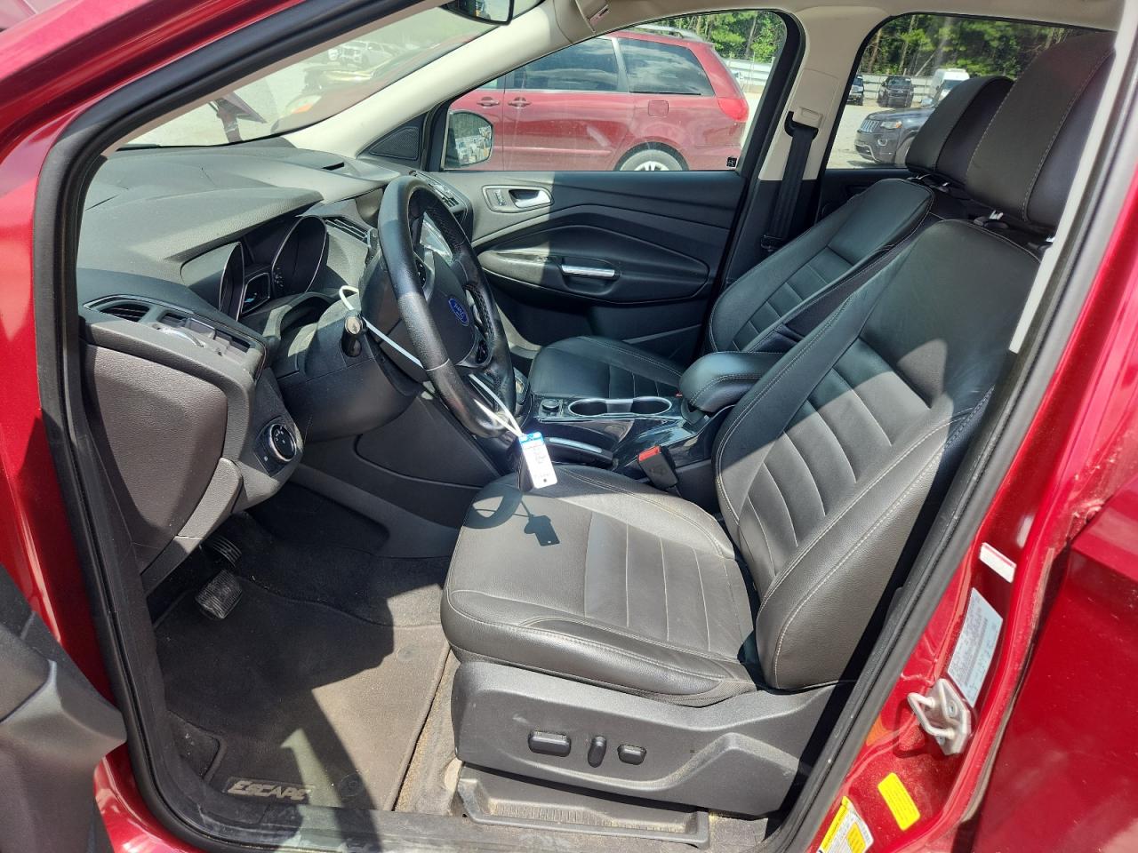 1FMCU0J92EUD29194 2014 Ford Escape Titanium