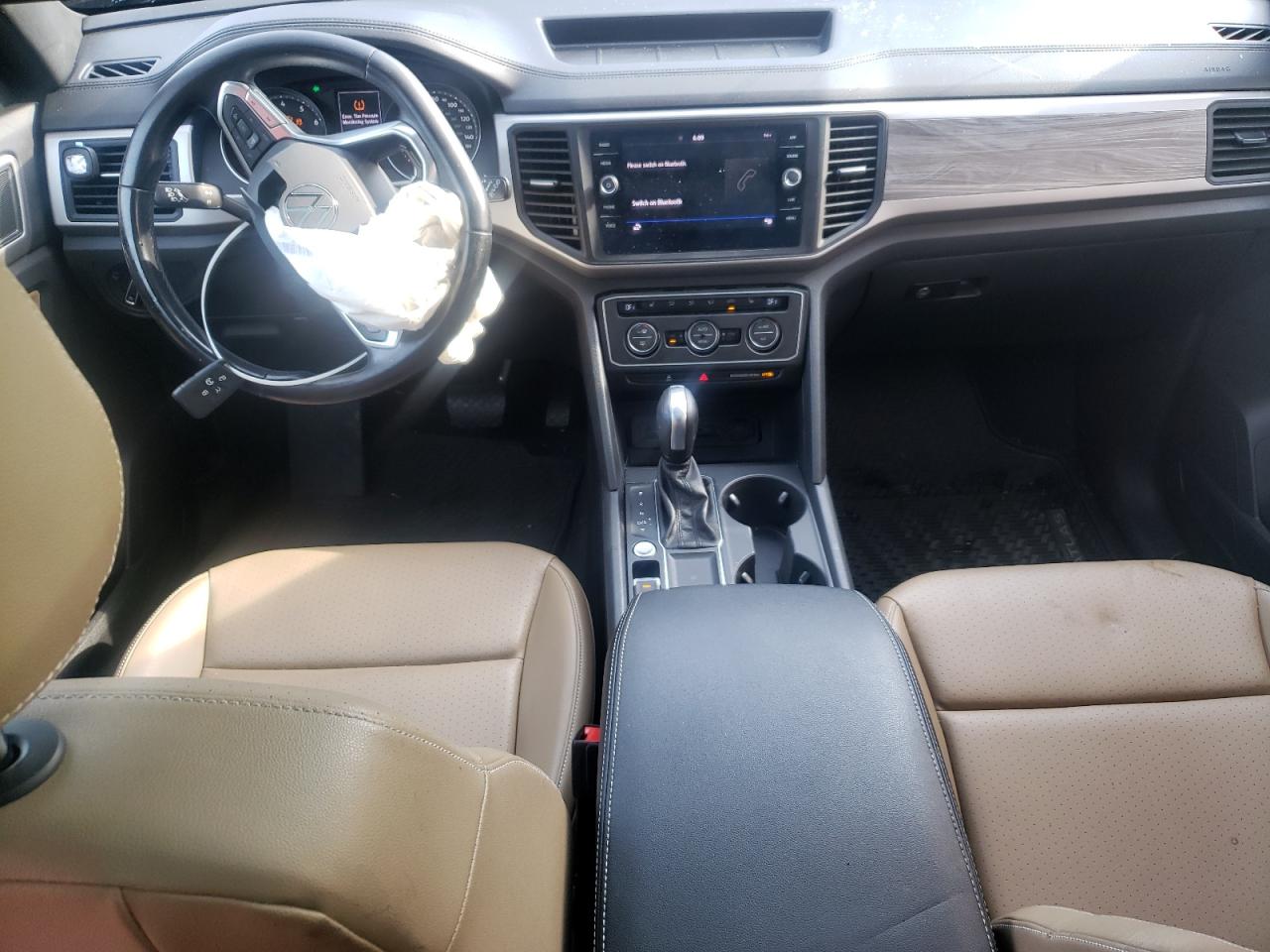 1v25c2ca2lc201039 1V25C2CA2LC201039 2020 Volkswagen Atlas Cross Sport Se