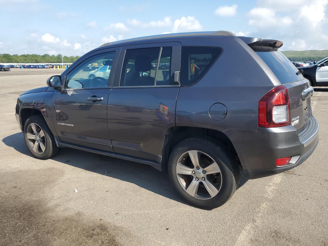 2016 Jeep Compass Latitude VIN: 1C4NJDEB9GD558260 Lot: 64903345