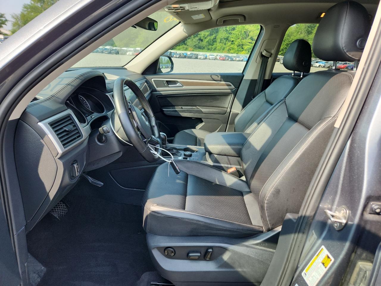2019 Volkswagen Atlas Se VIN: 1V2UR2CA1KC615678 Lot: 66602275