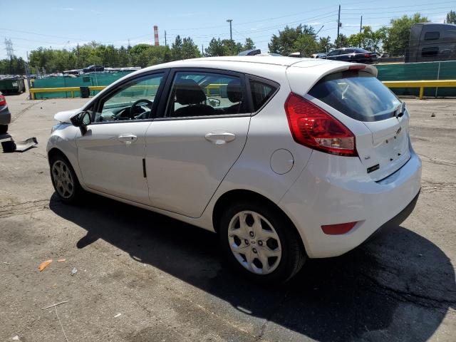  FORD FIESTA 2013 Белы