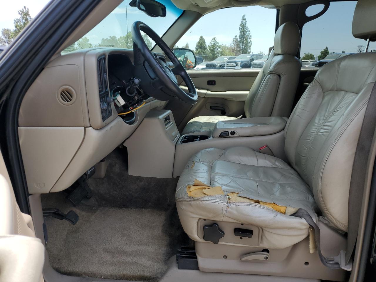 2002 Chevrolet Tahoe C1500 VIN: 1GNEC13T52R290024 Lot: 65583635