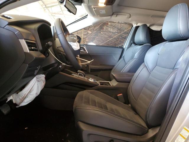  MITSUBISHI OUTLANDER 2024 Srebrny