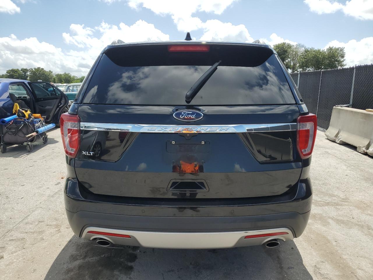 2017 Ford Explorer Xlt VIN: 1FM5K7D81HGA01424 Lot: 64873405