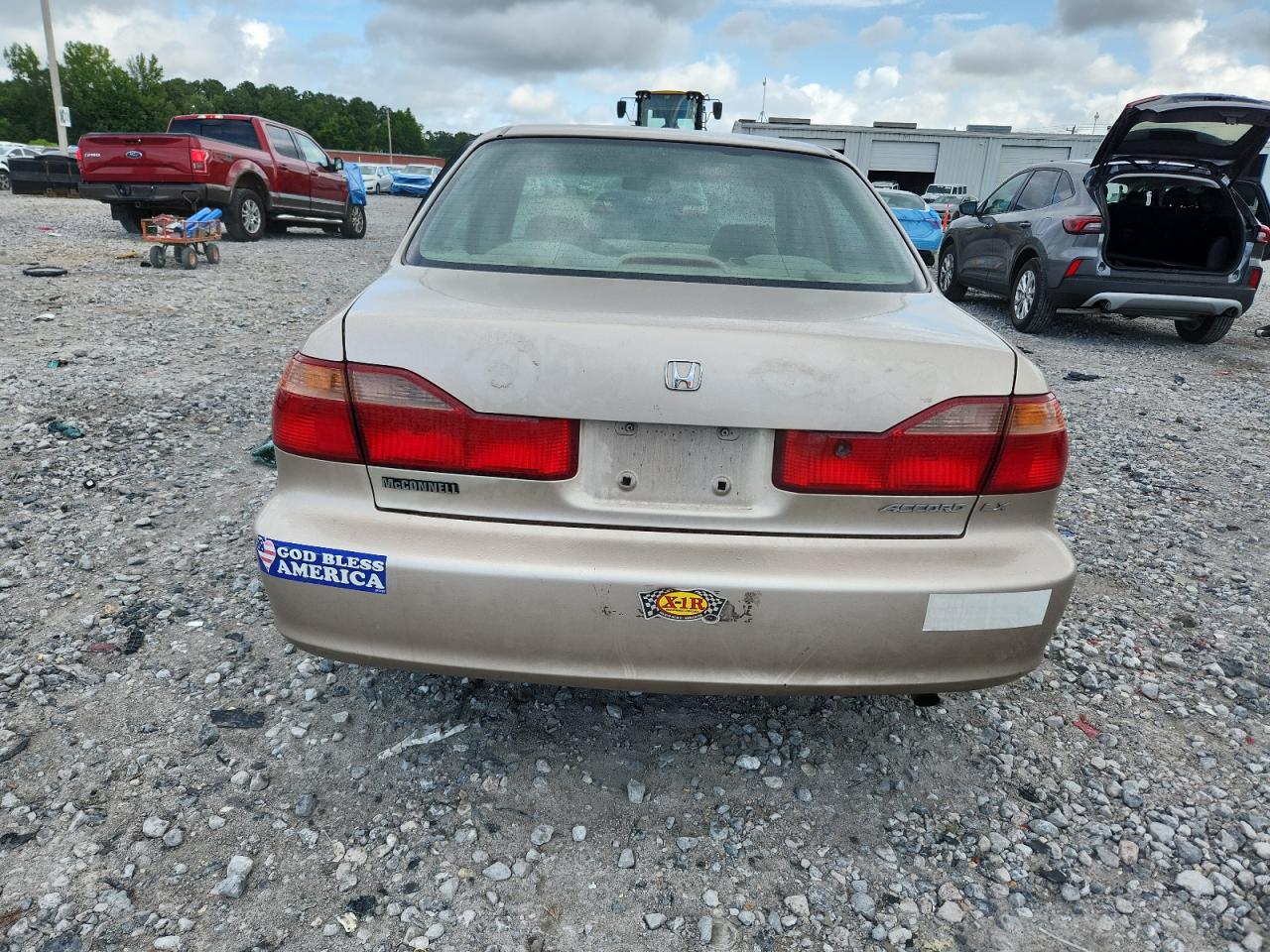 2000 Honda Accord Lx VIN: 1HGCG5641YA022676 Lot: 64756095