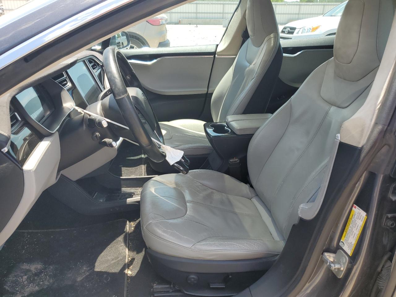 2015 Tesla Model S 70D VIN: 5YJSA1S29FF096800 Lot: 63155685