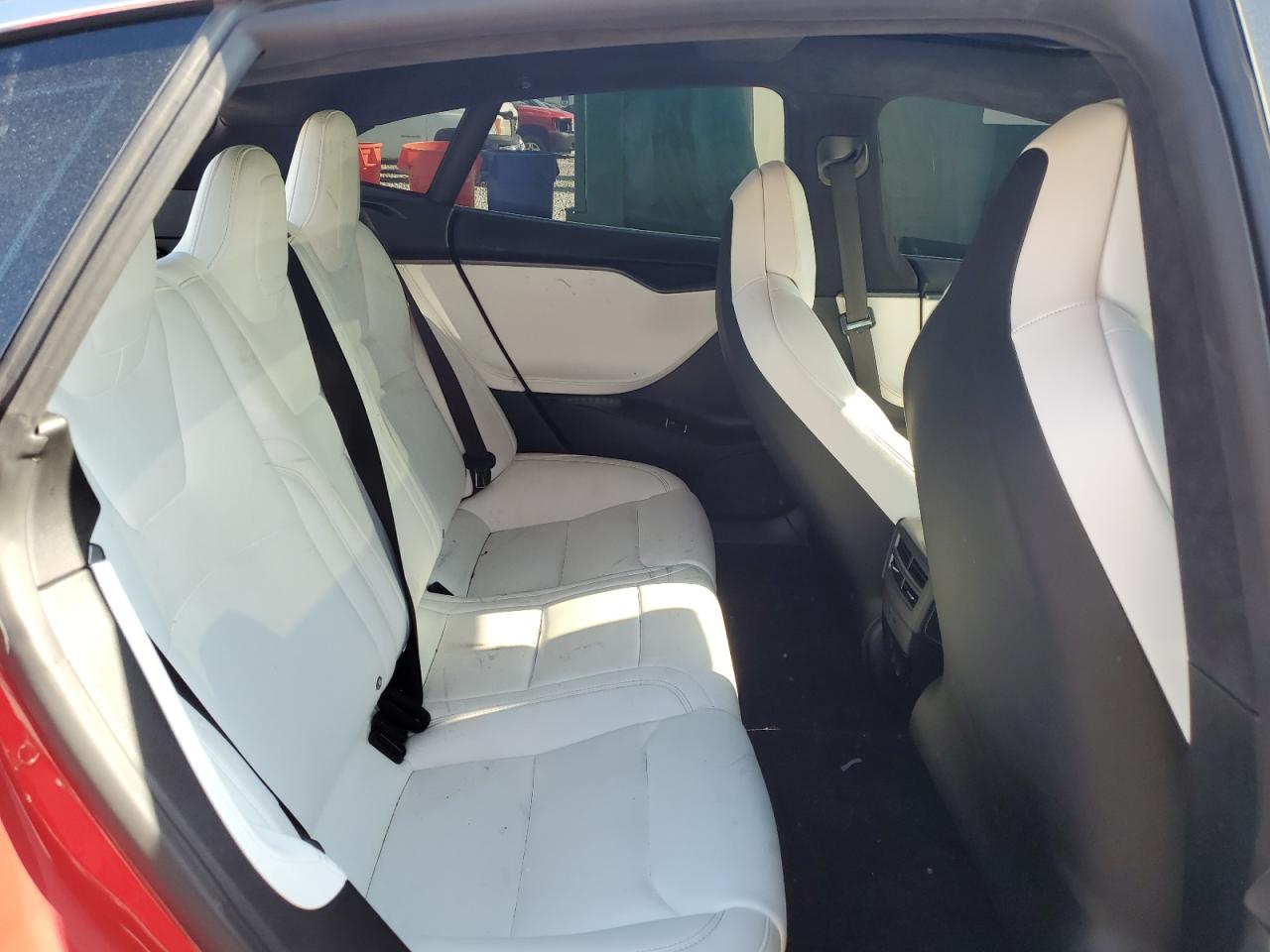 2018 Tesla Model S VIN: 5YJSA1E24JF258515 Lot: 65266565