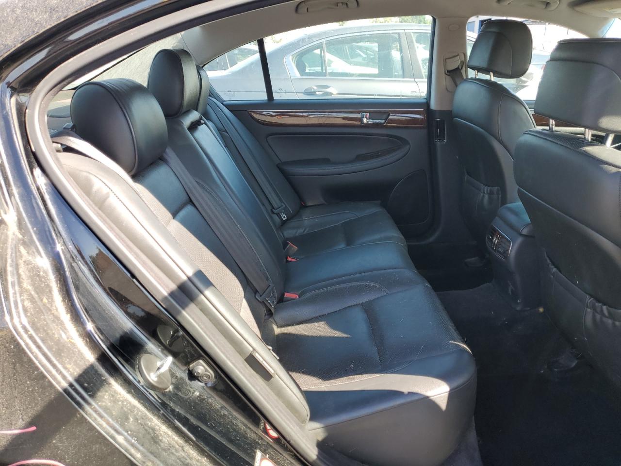 2009 Hyundai Genesis 3.8L VIN: KMHGC46E39U040669 Lot: 64126285
