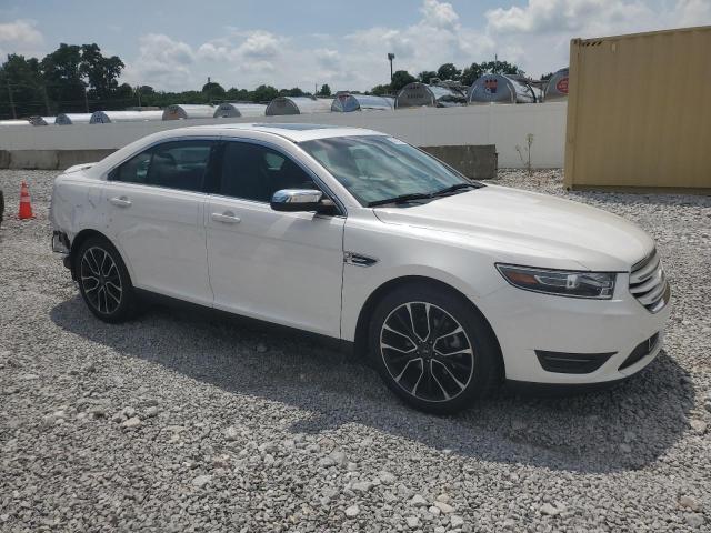  FORD TAURUS 2019 Biały