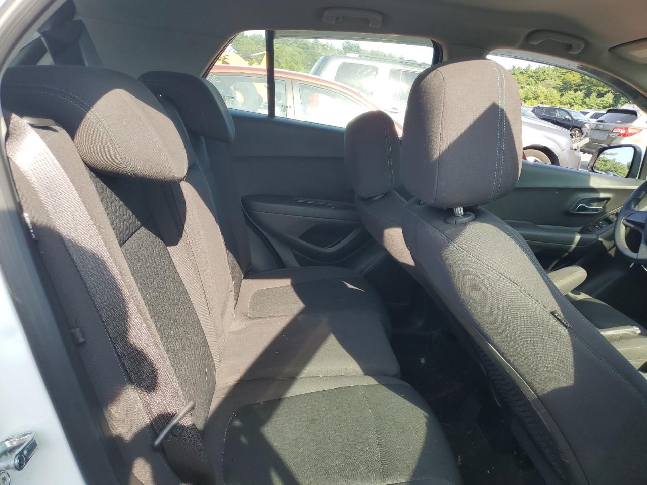 2016 Chevrolet Trax Ls VIN: KL7CJNSB7GB582275 Lot: 60874325