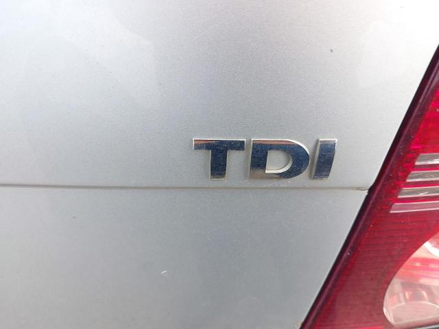 2005 VOLKSWAGEN TOURAN SE