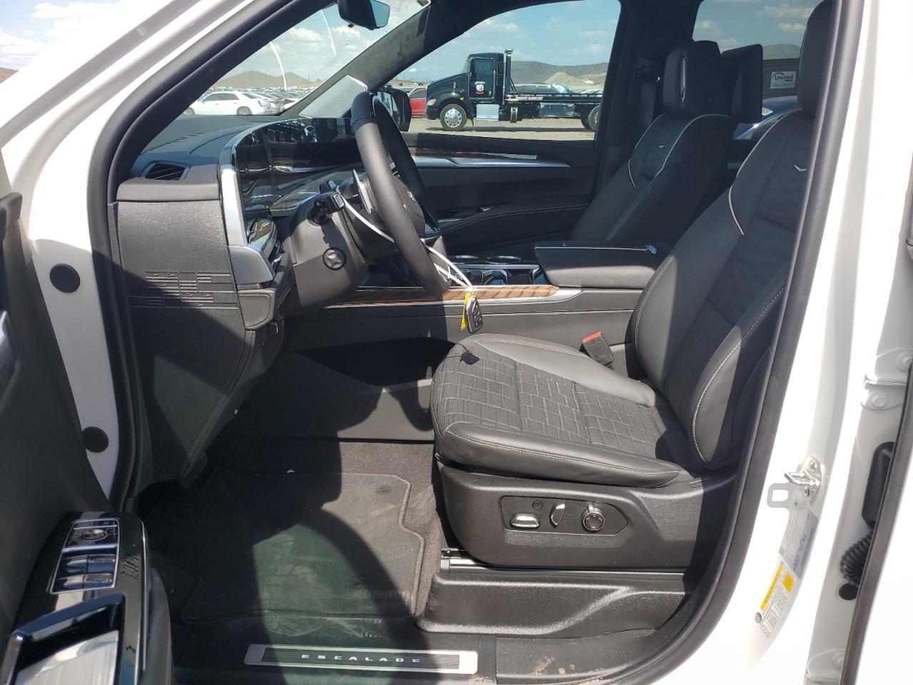 2025 Cadillac Escalade Sport Platinum VIN: 1GYS9GRL3SR210461 Lot: 65266225