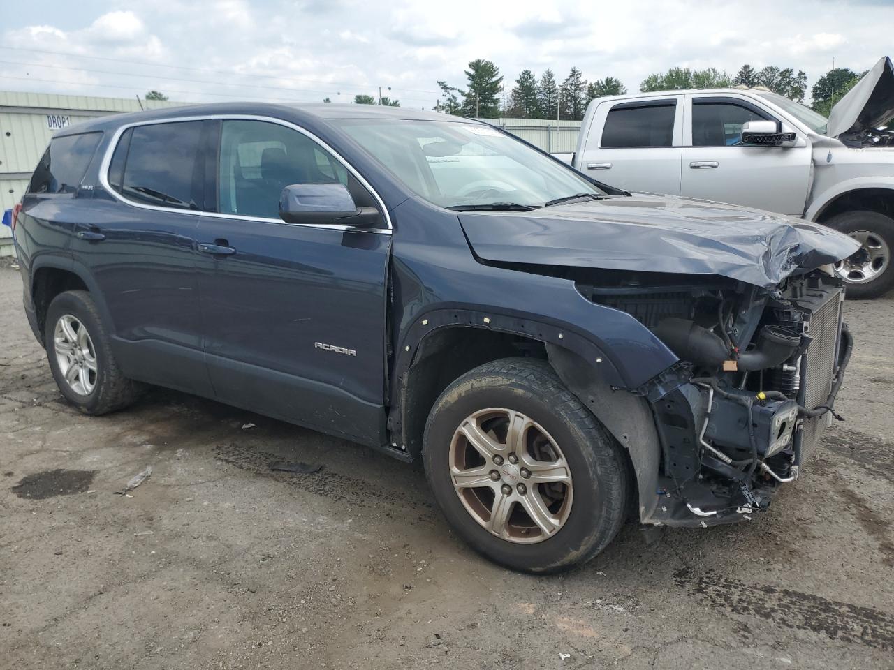 1gkknrla1kz215375 1GKKNRLA1KZ215375 2019 GMC Acadia Sle