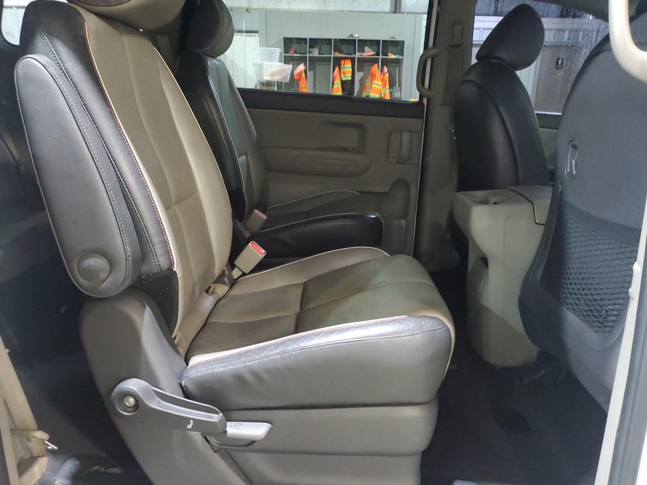 2017 Kia Sedona Lx VIN: KNDMB5C16H6237145 Lot: 64440705