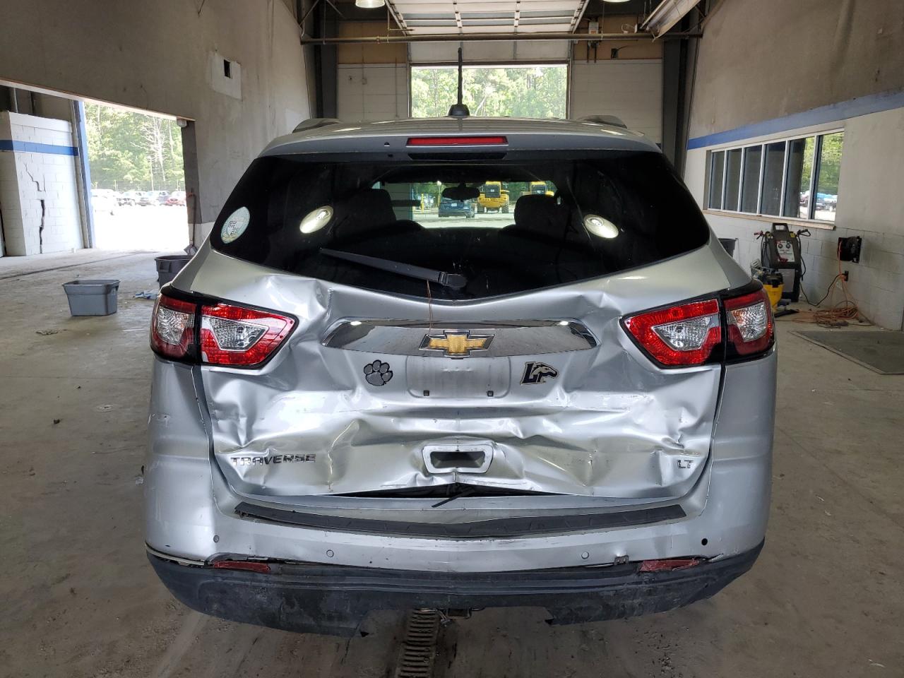 2017 Chevrolet Traverse Lt VIN: 1GNKRGKD2HJ352369 Lot: 63285075