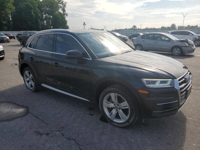 AUDI Q5 2018 Черный