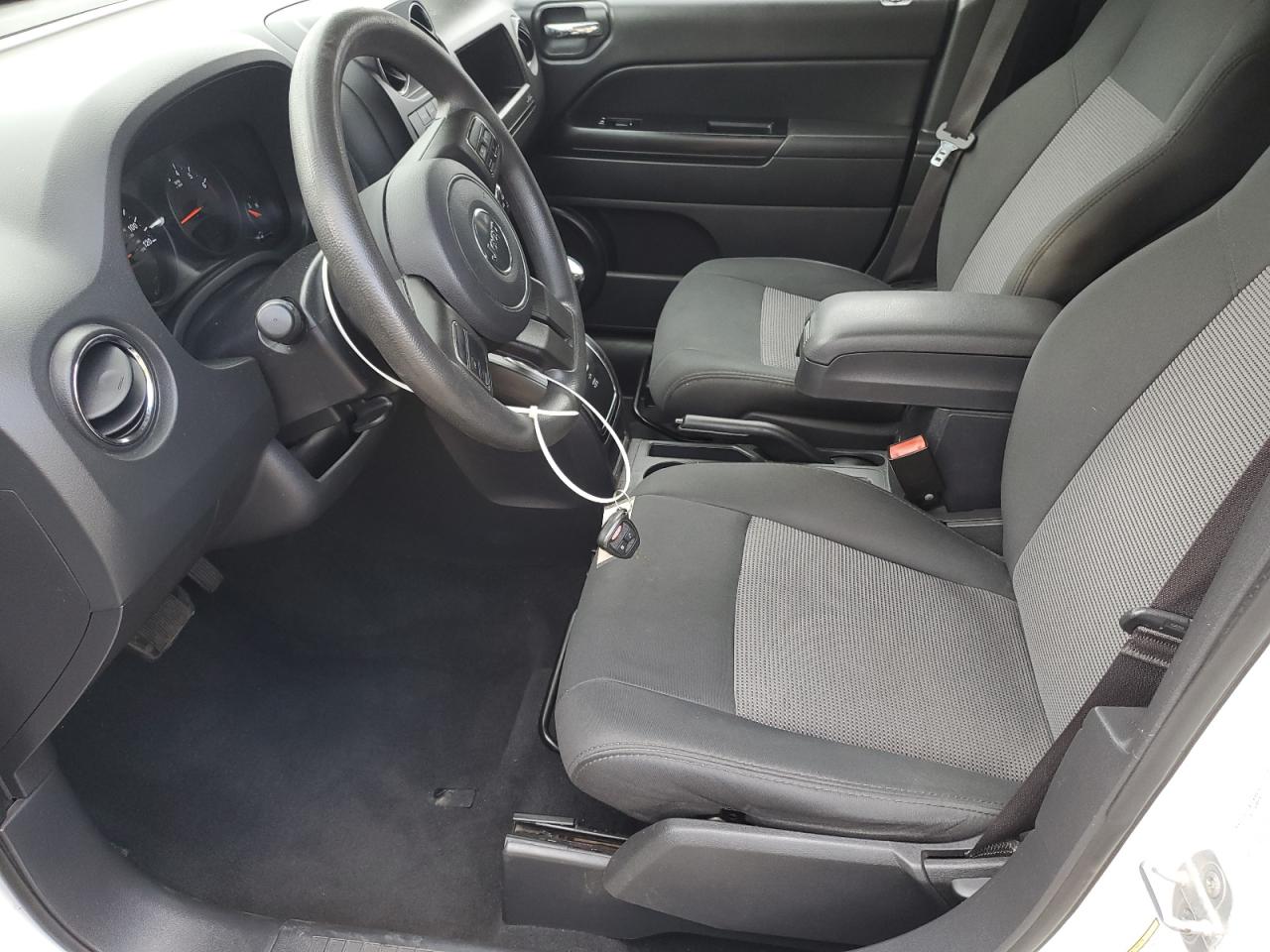 2012 Jeep Compass Sport VIN: 1C4NJDBBXCD588303 Lot: 65026535