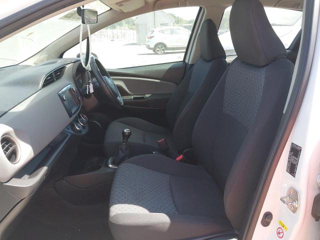 2015 TOYOTA YARIS ICON