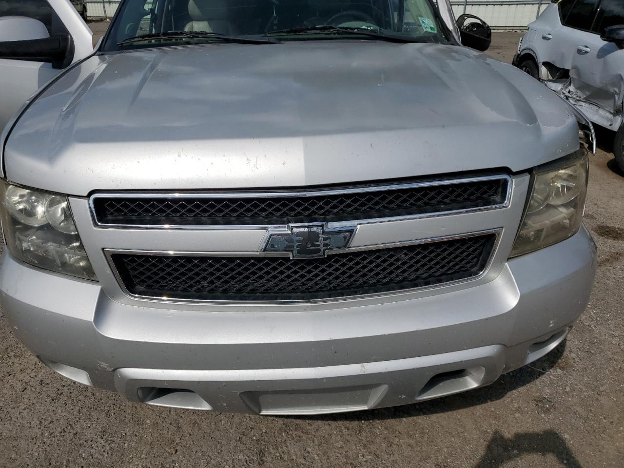 2010 Chevrolet Tahoe C1500 Lt VIN: 1GNMCBE31AR218881 Lot: 64097895