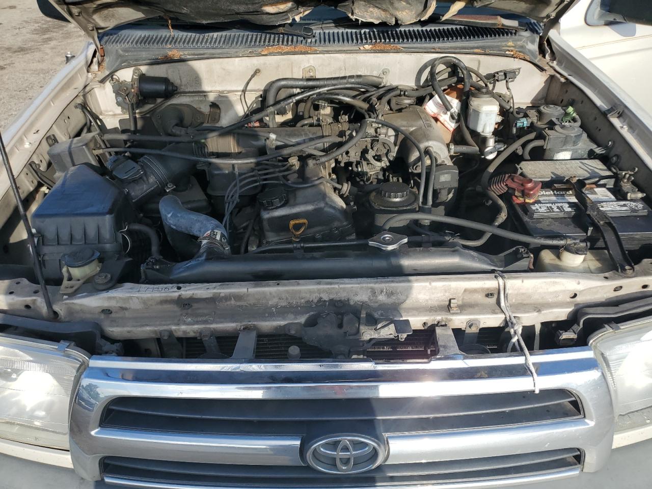1999 Toyota 4Runner VIN: JT3GM84R9X0049528 Lot: 62519155