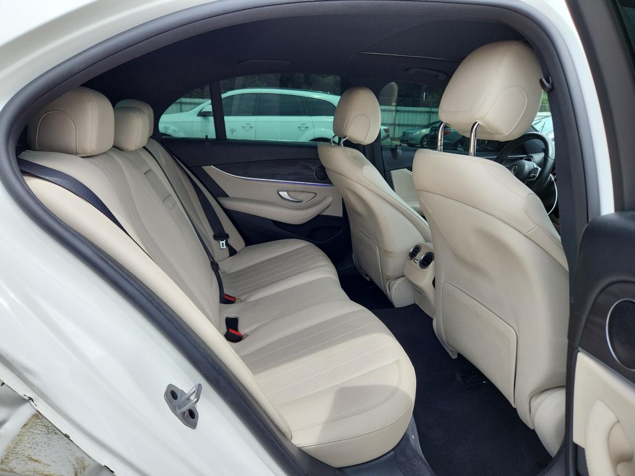 2019 Mercedes-Benz E 300 VIN: WDDZF4JB7KA514265 Lot: 64593055