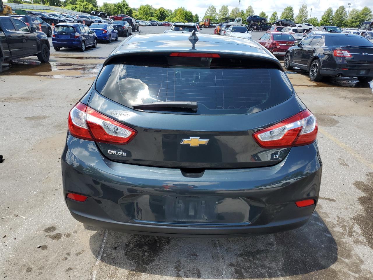 VIN: 3G1BE6SMXJS652091 2018 CHEVROLET CRUZE