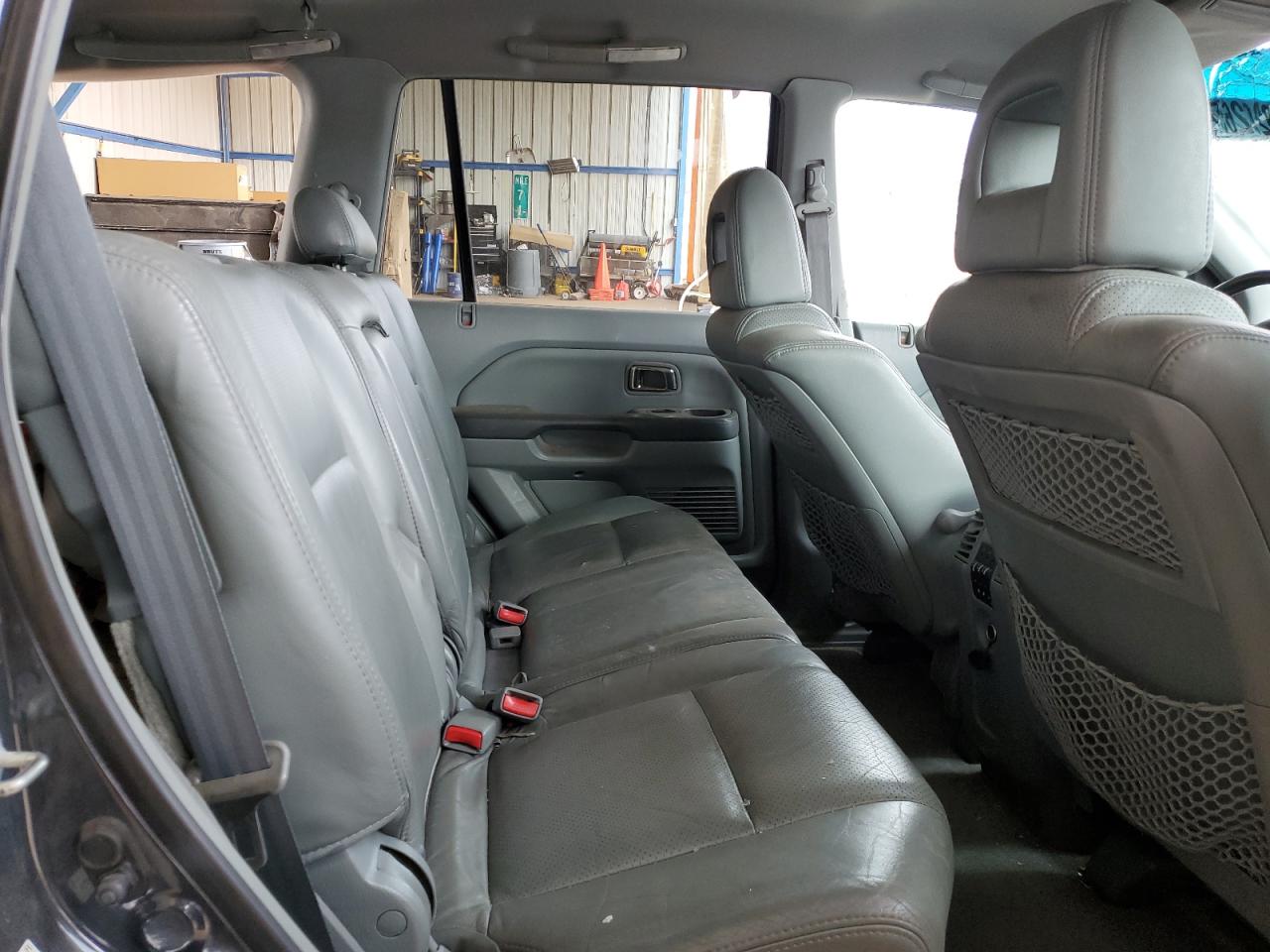 2004 Honda Pilot Exl VIN: 2HKYF18654H580998 Lot: 64820265