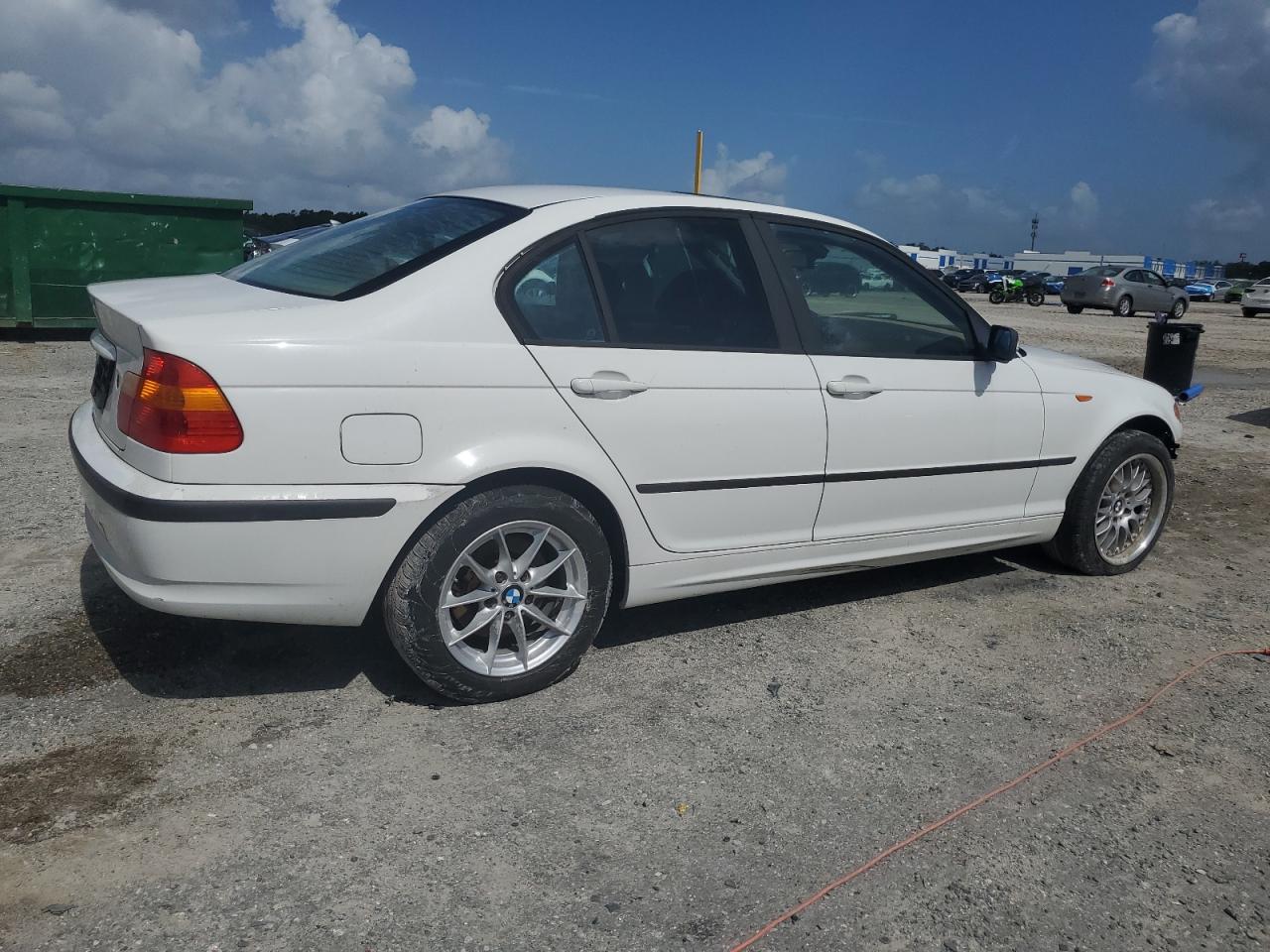 2003 BMW 325 I VIN: WBAEV33433KL83624 Lot: 66485265