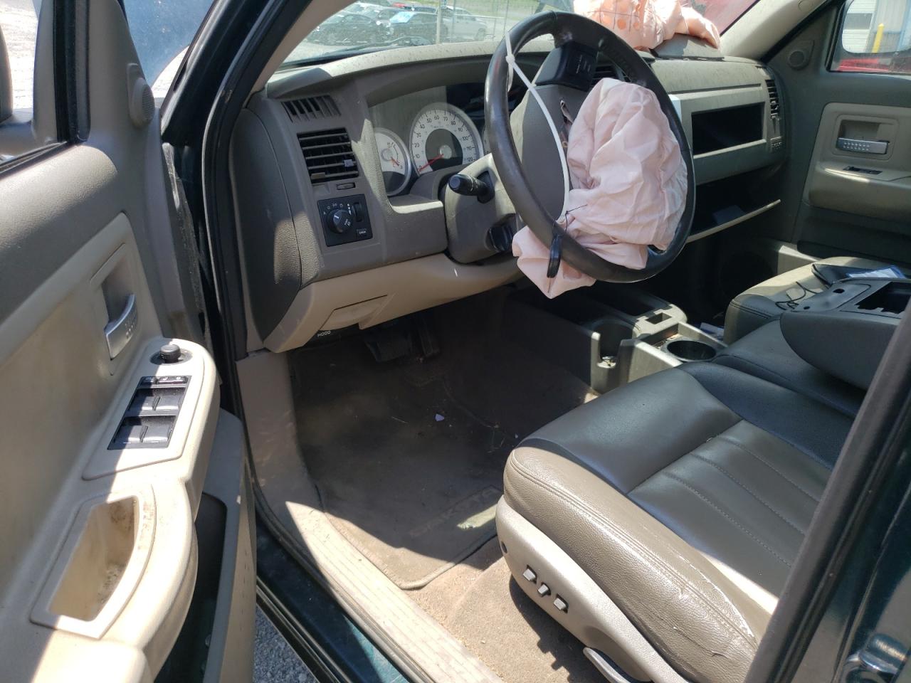 2011 Dodge Dakota Laramie VIN: 1D7RW5GP2BS672645 Lot: 63300915