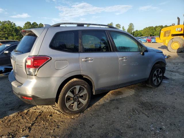  SUBARU FORESTER 2017 Silver