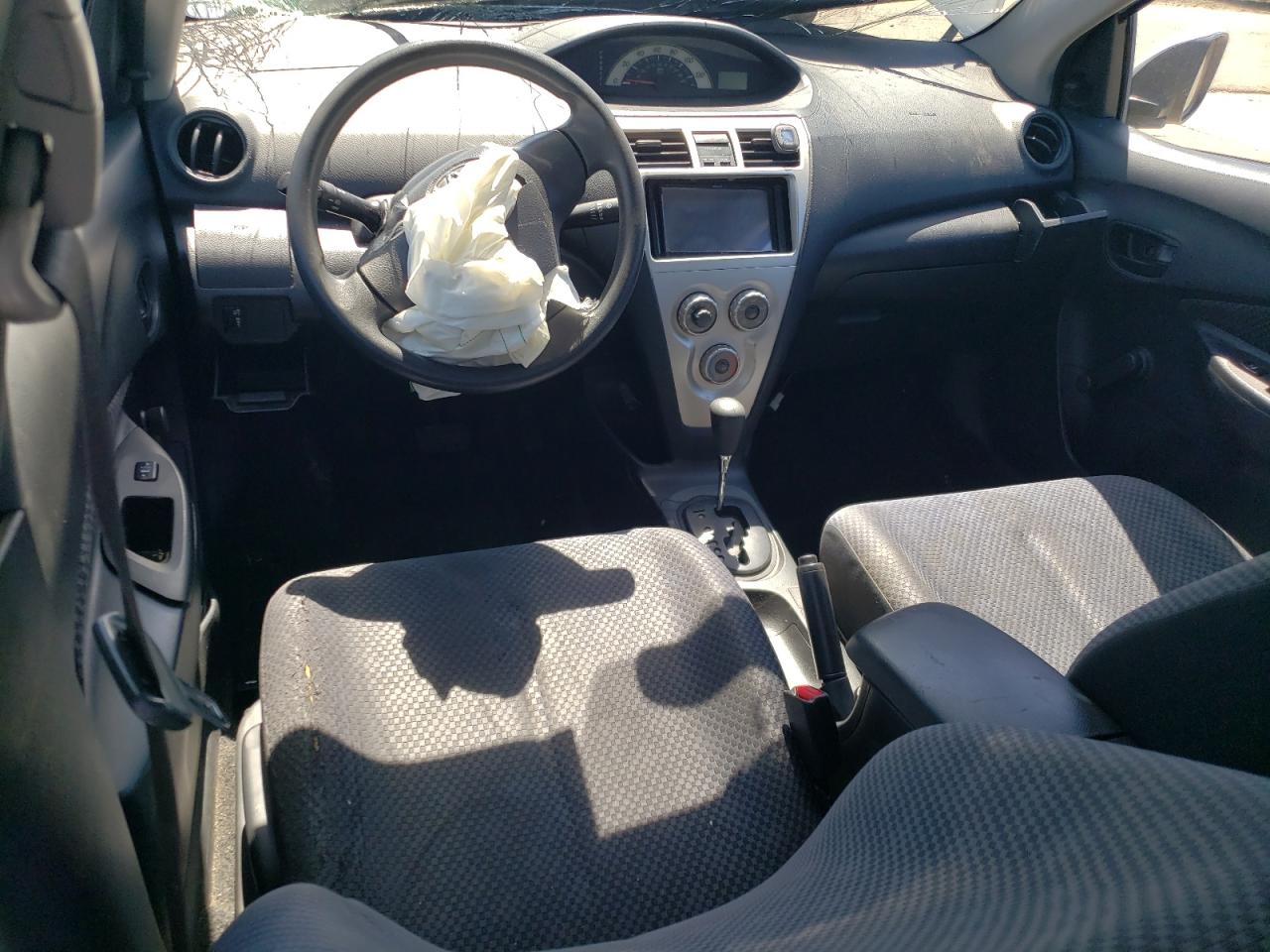 2007 Toyota Yaris VIN: JTDBT903371178732 Lot: 62795485