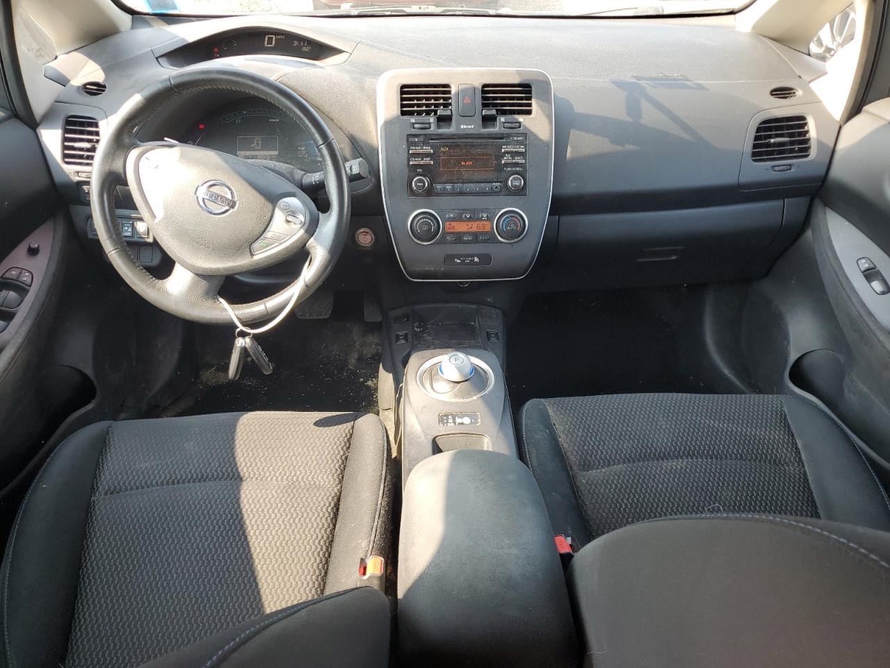 2015 Nissan Leaf S VIN: 1N4AZ0CP3FC318310 Lot: 63159845