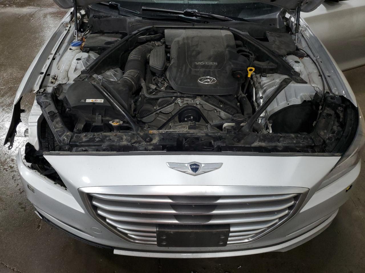 2015 Hyundai Genesis 3.8L VIN: KMHGN4JE8FU091758 Lot: 64028005
