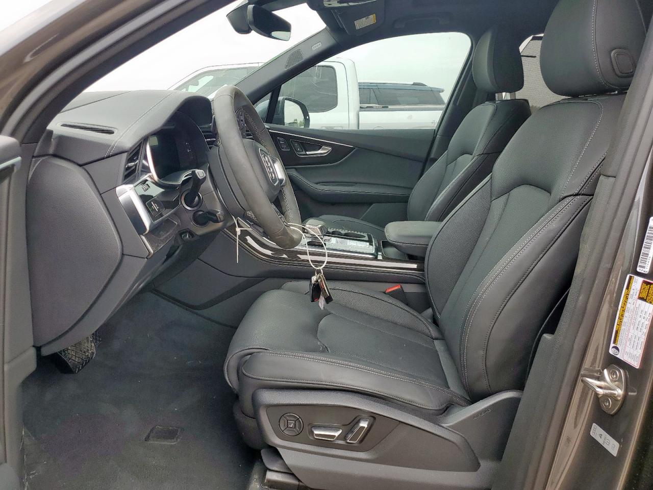 2025 Audi Q7 Prestige VIN: WA1VVBF7XSD008880 Lot: 64804675