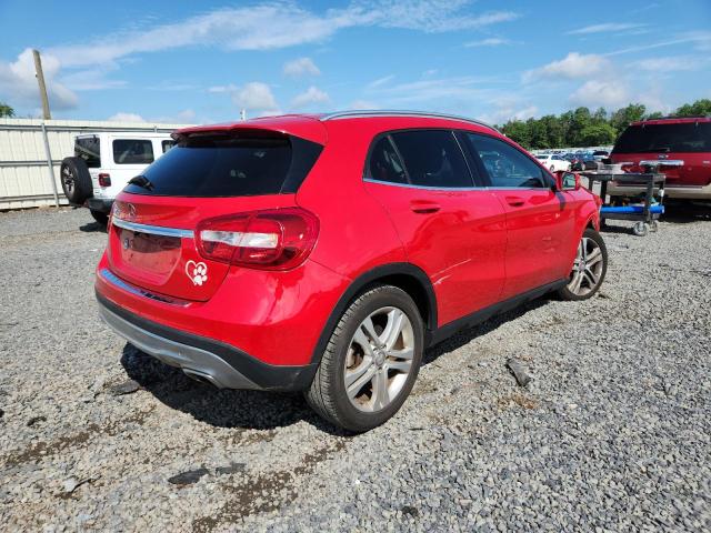  MERCEDES-BENZ GLA-CLASS 2015 Czerwony