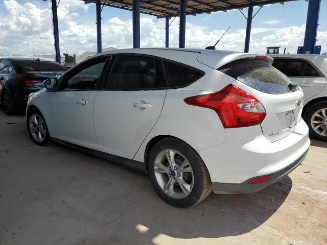  FORD FOCUS 2014 Белы