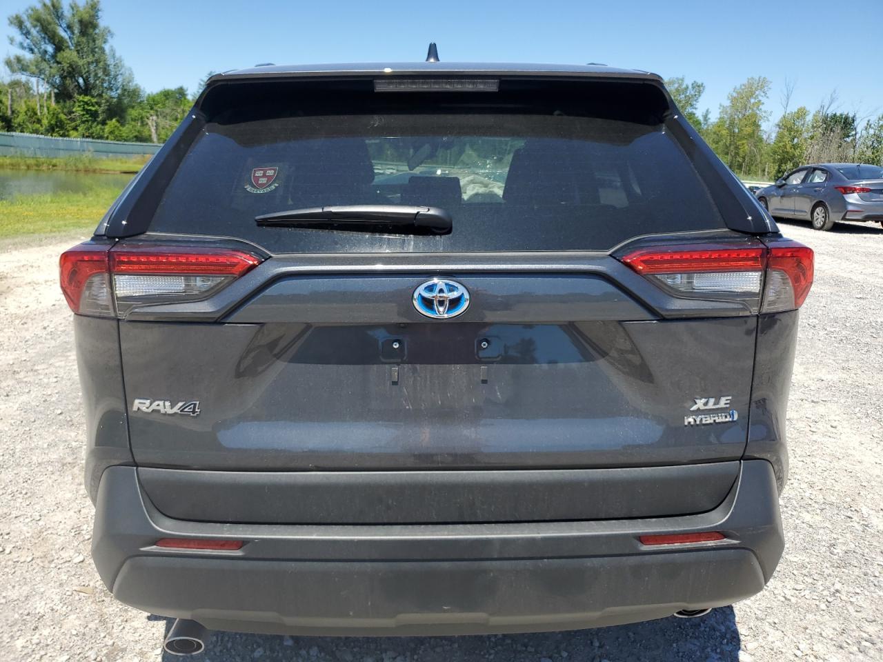 2024 Toyota Rav4 Xle Premium VIN: 2T3B6RFV8RW083006 Lot: 65147215