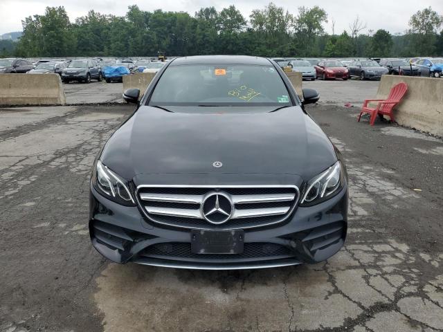  MERCEDES-BENZ E-CLASS 2019 Czarny