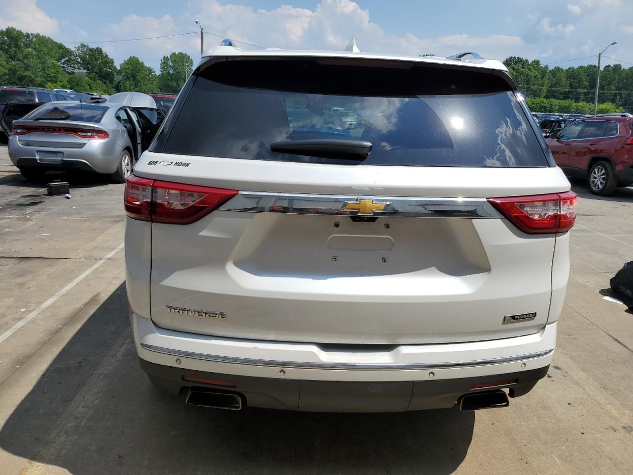 2018 Chevrolet Traverse Premier VIN: 1GNERKKW0JJ147818 Lot: 63485915