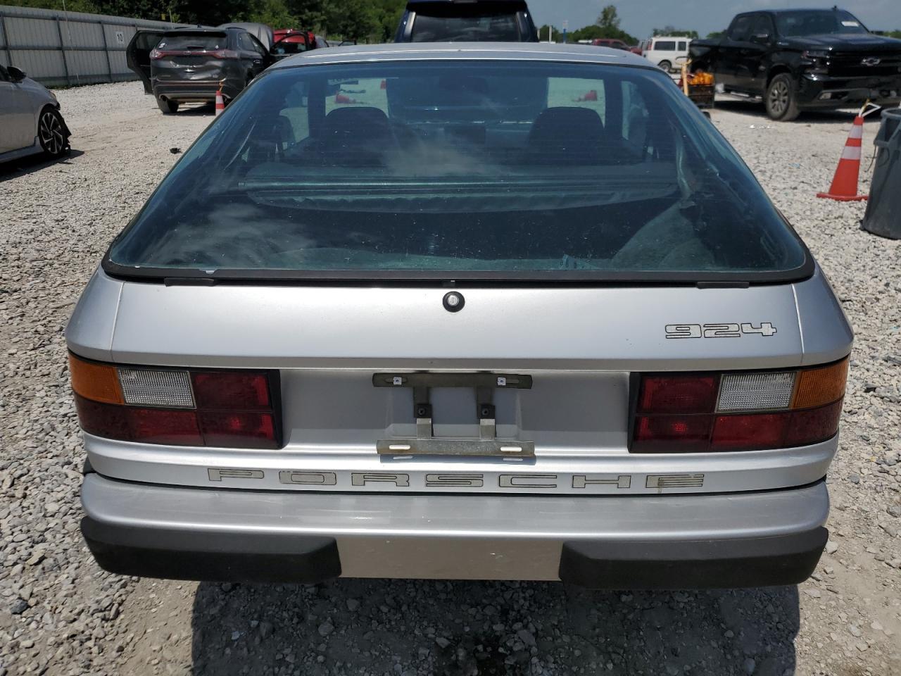 1980 Porsche 924 VIN: 92A0432210 Lot: 65783185