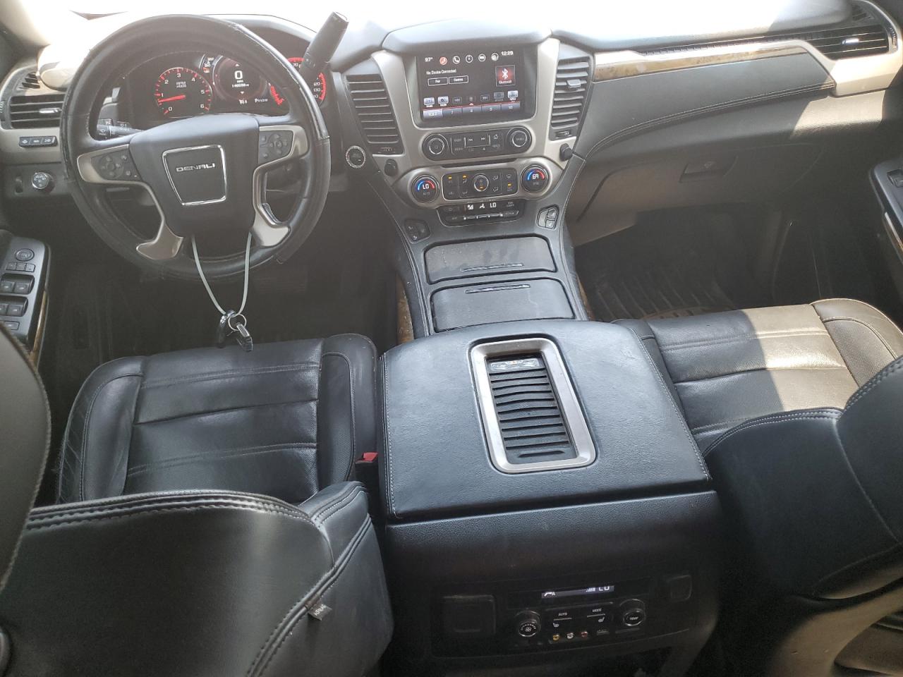 2016 GMC Yukon Xl Denali VIN: 1GKS2HKJ0GR464102 Lot: 64961815