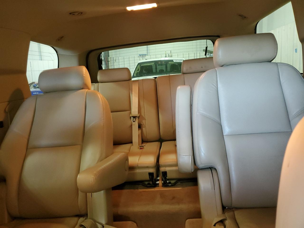 2016 Cadillac Escalade Luxury VIN: 1GYUKBEF4AR227509 Lot: 63054795